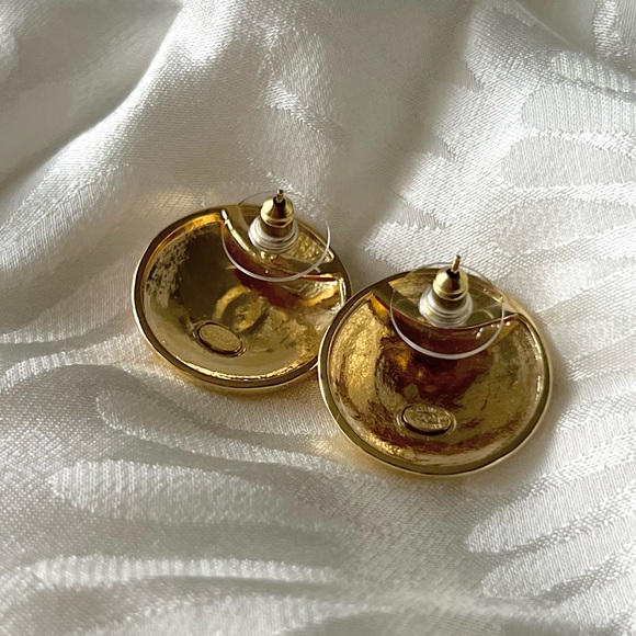 Authentic Statement Chanel Earrings - Picture 4 of 13